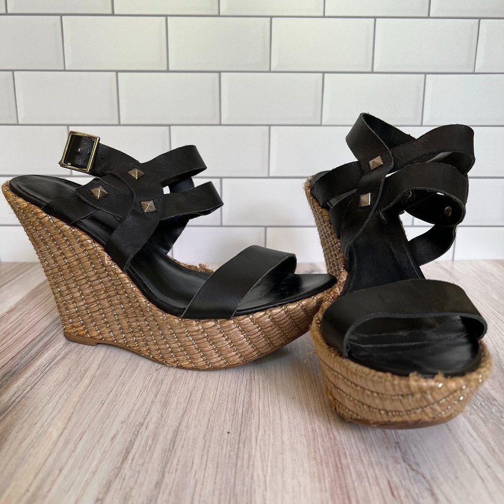 Type Z Wedge Sandals